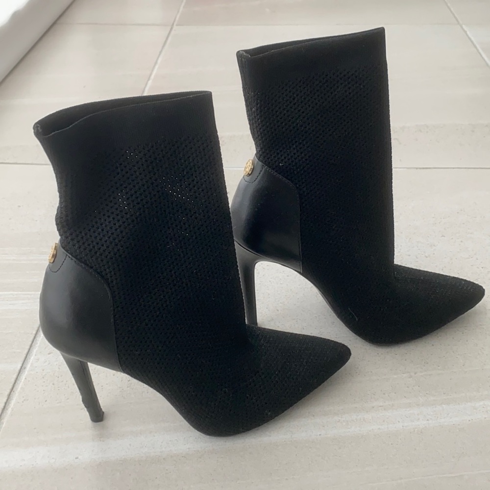 Black heeled booties
